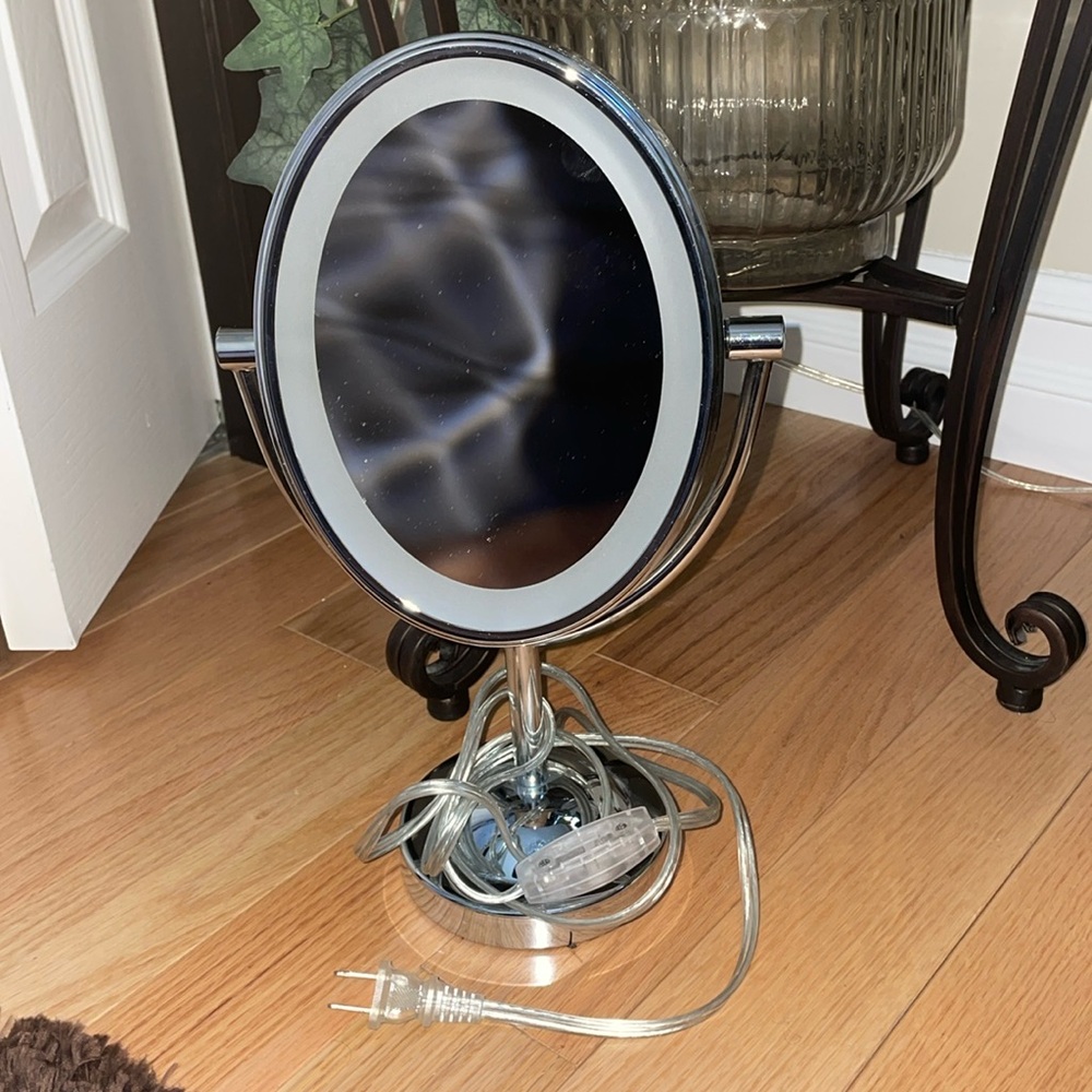 Conair makeup mirror